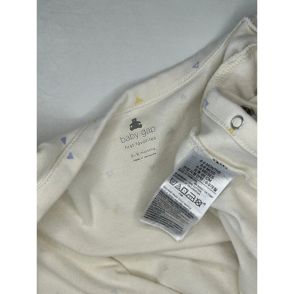 Baby Gap First Favorites Footed‎ Pajamas 6-9 Months Triangle Print